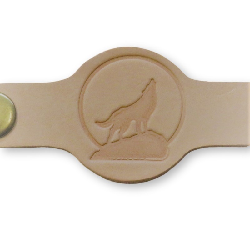 Pasador Estampado - Lobo aullando semi circulo
